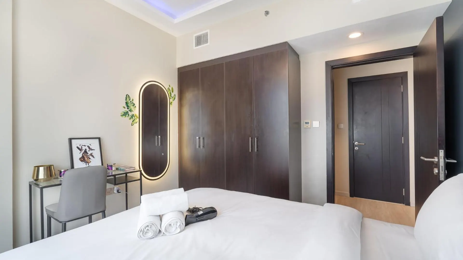 Apartment Calm 1-Bedroom With Relaxing Balcony Atmosphere In Liwan Dubai