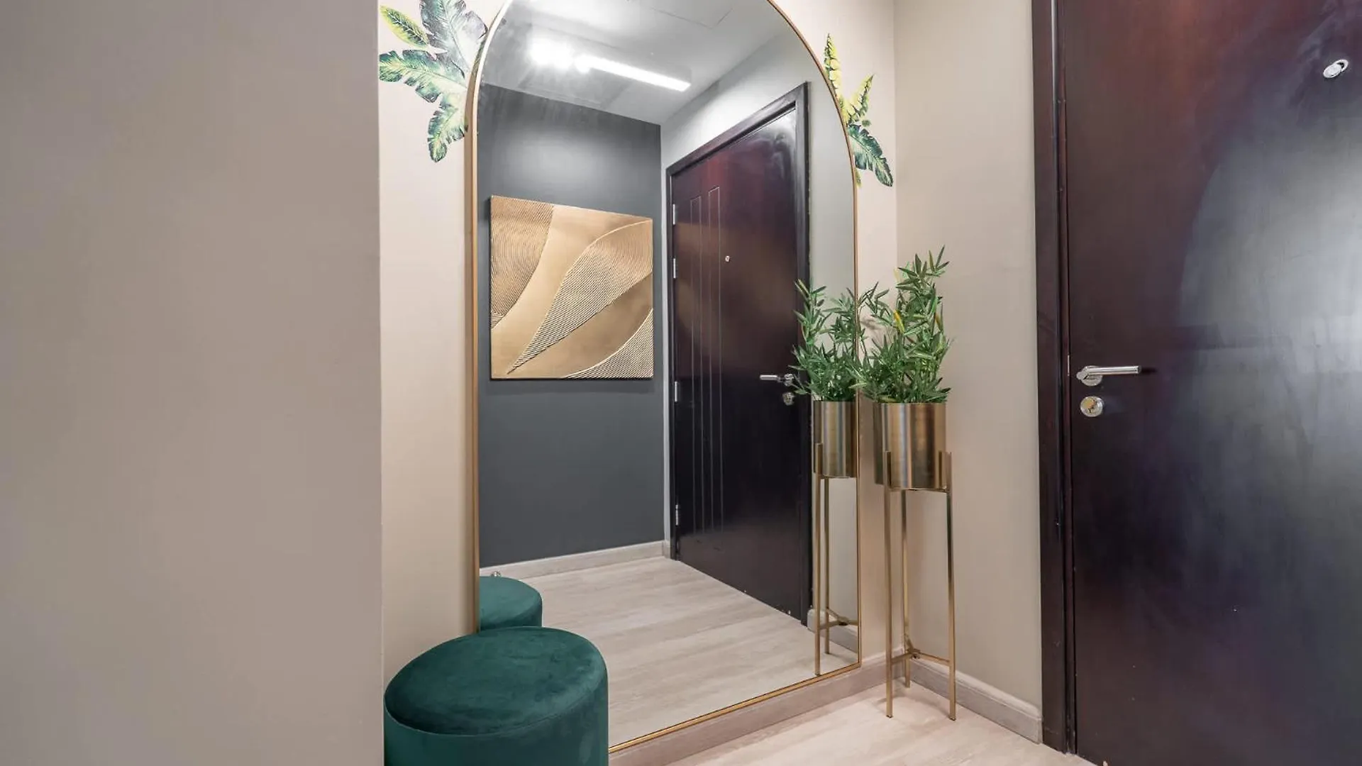 Calm 1-Bedroom With Relaxing Balcony Atmosphere In Liwan Dubai 0*,
